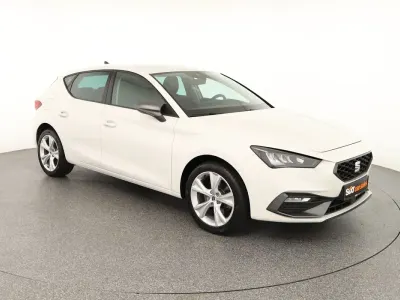 Gebraucht Seat Leon FR 150 PS (110 kW) 2022 Weiß Limousine