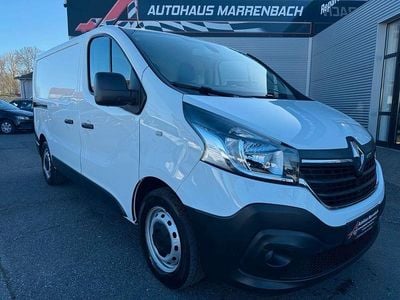Second-hand Renault Trafic Komfort 145 CP (106 kW) 2021 Alb Monovolum