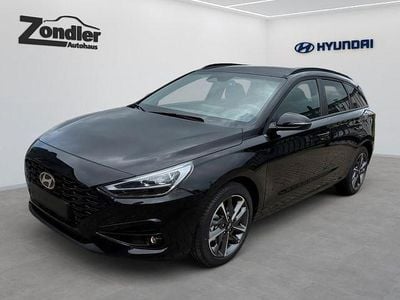 Abyss black Neu 2025 Hyundai i30 Advantage Kombi | 29.990 € (Etwas zu teuer)