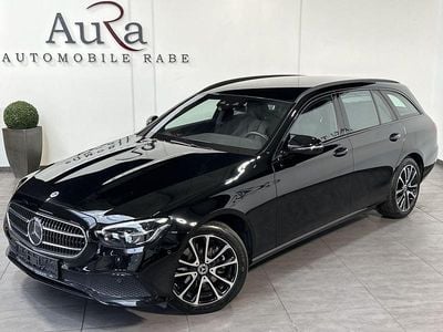 Schwarz Gebraucht 2022 Mercedes E300 Avantgarde Limousine | 38.749 € (Fairer Preis)
