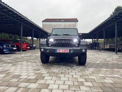 Gebraucht Jeep Wrangler Unlimited Sahara 200 PS (147 kW) 2015 Schwarz SUV