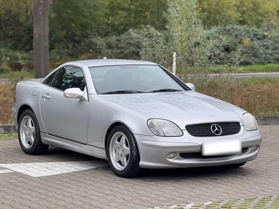 Usata Mercedes SLK200 163 CV (119 kW) 2000 Grigio Cabrio