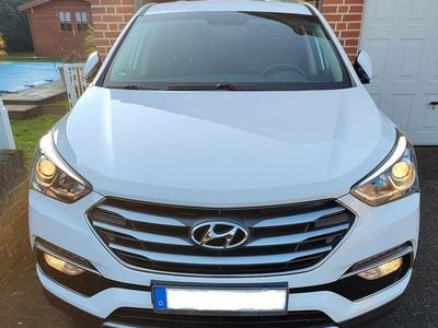 Gebraucht Hyundai Santa Fe Trend 188 PS (138 kW) 2017 Weiß SUV