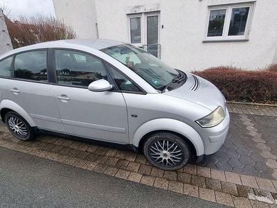 Second-hand Audi A2 75 CP (55 kW) 2003 Argintiu Hatchback