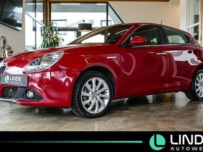 Gebraucht Alfa Romeo Giulietta Super 120 PS (88 kW) 2018 Rot Kleinwagen