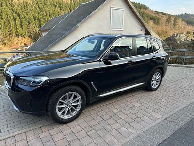 Gebraucht BMW X3 Sport Line 190 PS (139 kW) 2023 Schwarz SUV