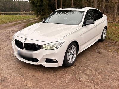 Gebraucht BMW 330 M Sport 258 PS (189 kW) 2014 Weiß Limousine