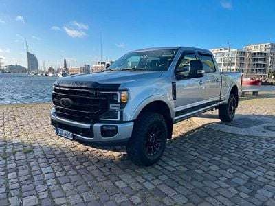 Usado Ford F250 Tremor 436 CV (320 kW) 2021 Plateado Pickup/Camioneta