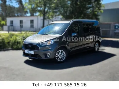 Gebraucht Ford Grand Tourneo Connect Titanium 120 PS (88 kW) 2019 Grau Van / Kleinbus