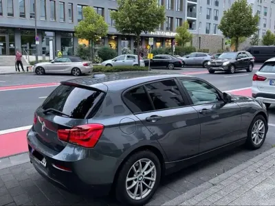 Gebraucht BMW 116 109 PS (80 kW) 2015 Grau Kleinwagen