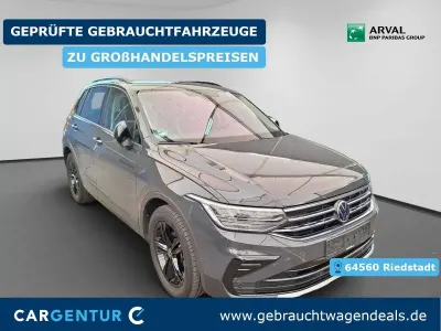 Gebraucht VW Tiguan S 150 PS (110 kW) 2023 Grau SUV