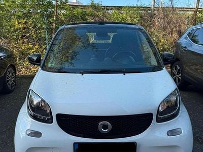 Second-hand Smart ForTwo Cabrio 41 kW (56 CP) 2017 Alb Cabrio