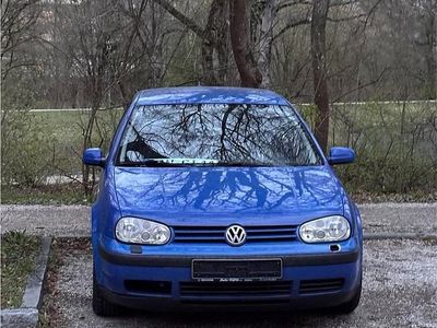 Gebraucht VW Golf IV 90 PS (66 kW) 2001 Blau Kleinwagen