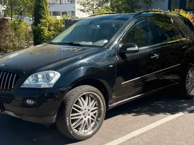 Brugt Mercedes ML350 272 HK (200 kW) 2007 Sort SUV