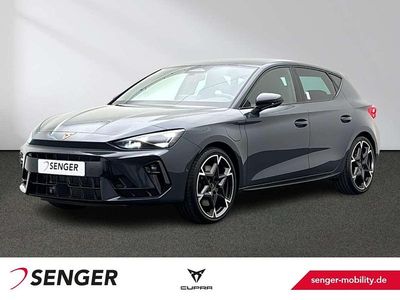 Nuova Cupra Leon VZ 272 CV (200 kW) 2026 Blu Berlina