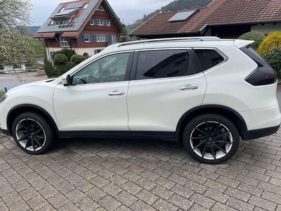 Gebraucht Nissan X-Trail Tekna 131 PS (96 kW) 2017 Weiß SUV