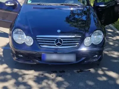 Gebraucht Mercedes CL200 163 PS (119 kW) 2006 Schwarz Coupé