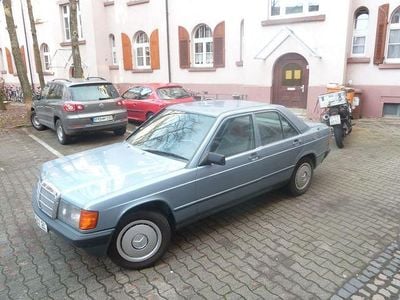 Gebraucht Mercedes 190 90 PS (66 kW) 1987 Blau Limousine