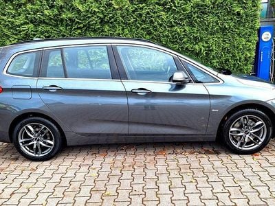 Gebraucht BMW 220 Gran Tourer Sport Line 190 PS (139 kW) 2017 Grau Van / Kleinbus