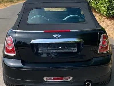 Gebraucht Mini One Cabriolet 98 PS (72 kW) 2015 Schwarz Cabrio