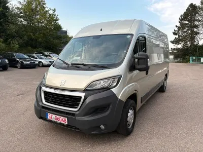 Gebraucht Peugeot Boxer 163 PS (119 kW) 2018 Gold Van