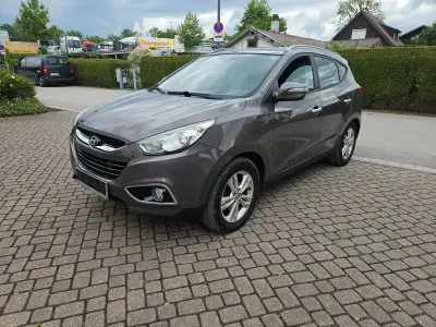 Gebraucht Hyundai ix35 Style 184 PS (135 kW) 2013 Braun SUV