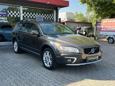 Gebraucht Volvo XC70 181 PS (133 kW) 2016 Braun Kombi