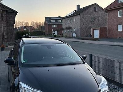 Gebraucht Ford Focus 101 PS (74 kW) 2013 Schwarz Kombi