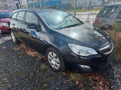 Usata Opel Astra Sport 130 CV (95 kW) 2012 Nero Station wagon