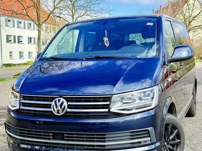 Gebraucht VW T6 Generation Six 150 PS (110 kW) 2017 Blau Van