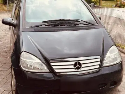 Gebraucht Mercedes A170 Avantgarde 90 PS (66 kW) 2001 Schwarz Kleinwagen
