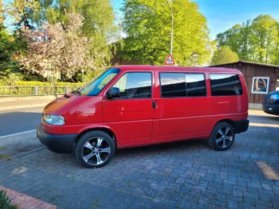 Używany VW T4 102 KM (75 kW) 2002 Czerwony Van