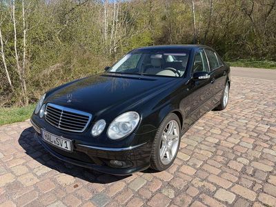 Usata Mercedes E500 Avantgarde 306 CV (225 kW) 2003 Nero Berlina