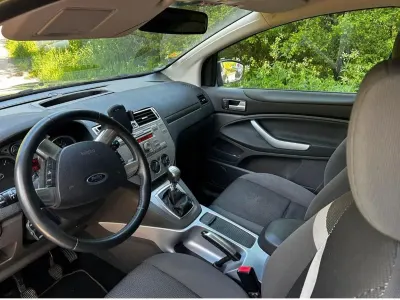 Second-hand Ford Kuga 2011 Albastru SUV