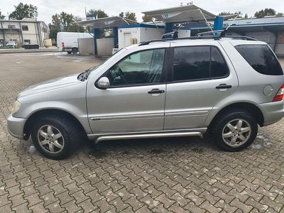 Mercedes ML270