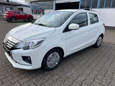 Weiß Gebraucht 2024 Mitsubishi Space Star Select Kleinwagen | 13.985 € (Fairer Preis)