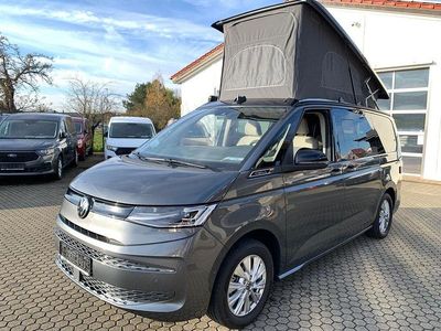 Grau Neu 2025 VW California Beach Van | 68.395 € (Etwas zu teuer)