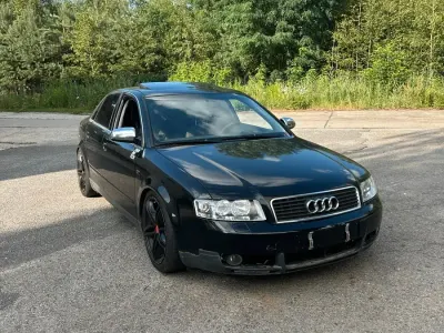 Gebraucht Audi A4 131 PS (96 kW) 2001 Schwarz Limousine