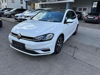 Gebraucht VW Golf VII Highline 150 PS (110 kW) 2018 Weiß Kleinwagen