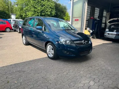 Gebraucht Opel Zafira Design Edition 140 PS (102 kW) 2011 Blau Van / Kleinbus