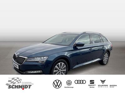 Gebraucht Skoda Superb Style 150 PS (110 kW) 2022 Blau Kombi