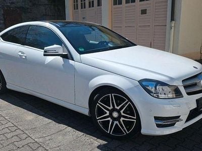 Gebraucht Mercedes C200 184 PS (135 kW) 2015 Weiß Coupé