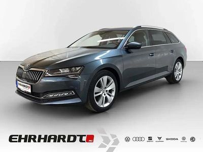 Gebraucht Skoda Superb Style 200 PS (147 kW) 2022 Grau Kombi