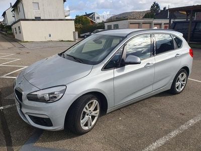 Gebraucht BMW 218 Advantage 136 PS (100 kW) 2016 Silber Kombi