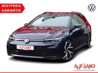 Gebraucht VW Golf VIII R-line 150 PS (110 kW) 2022 Atlantic blue metallic Kombi