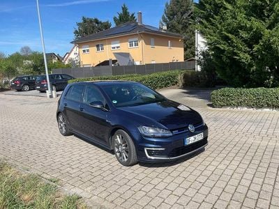 Gebraucht VW Golf VII GTE 204 PS (150 kW) 2014 Blau Limousine