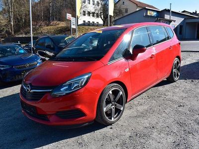 Gebraucht Opel Zafira Edition 170 PS (125 kW) 2017 Pull me over red Van / Kleinbus