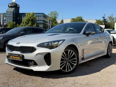 Gebraucht Kia Stinger GT-Line 200 PS (147 kW) 2020 Silky silver Kleinwagen
