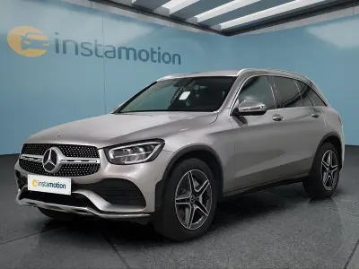 Używany Mercedes GLC200 211 KM (155 kW) 2019 Srebrny SUV