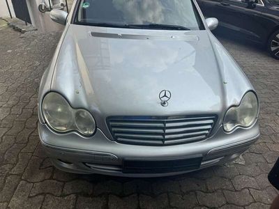 Mercedes C220